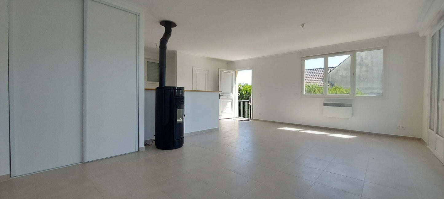 MAISON PLAIN-PIED 70M² A  SOUPPES SUR LOING ENTIEREMENT RENOVEE
