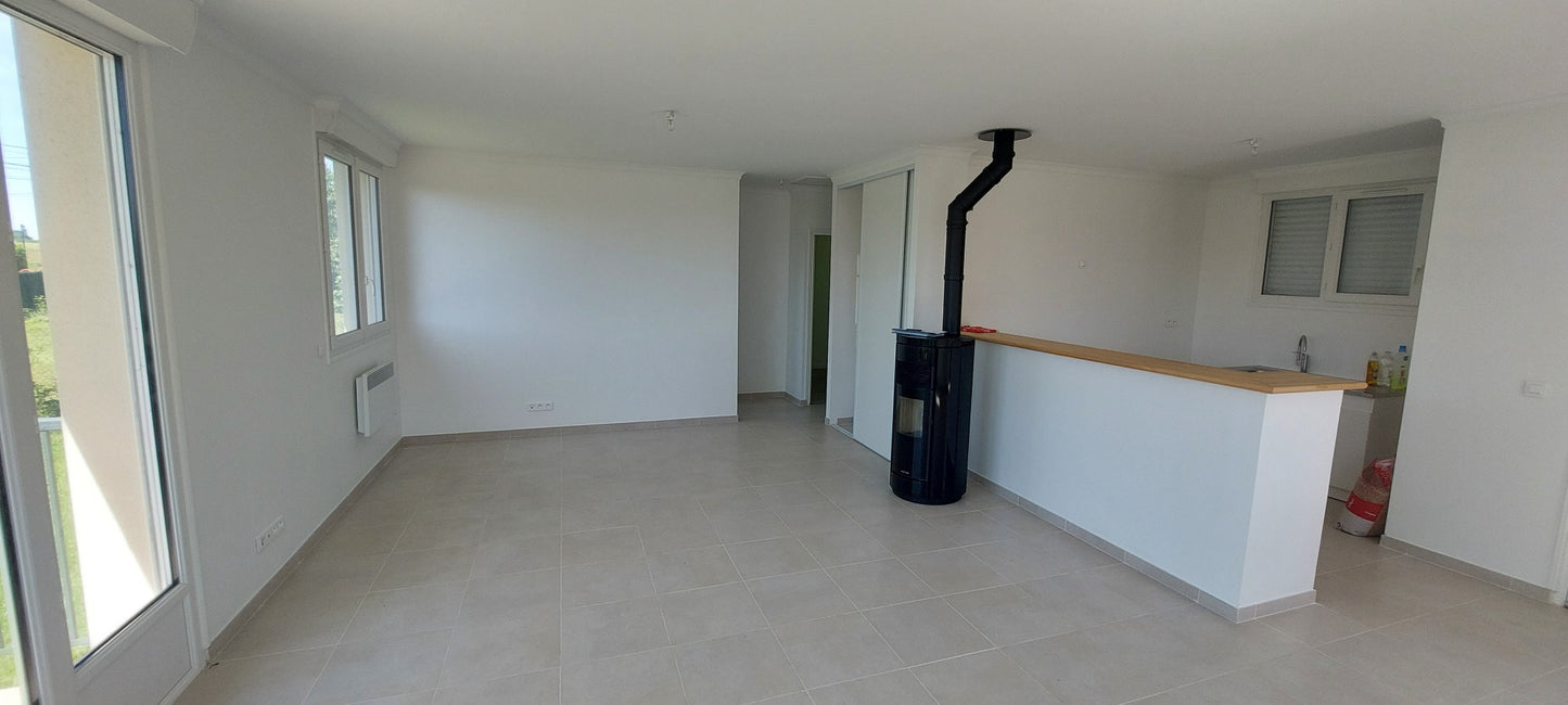 MAISON PLAIN-PIED 70M² A  SOUPPES SUR LOING ENTIEREMENT RENOVEE